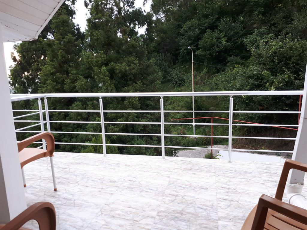 מלון קבריאטי Rezo'S House מראה חיצוני תמונה